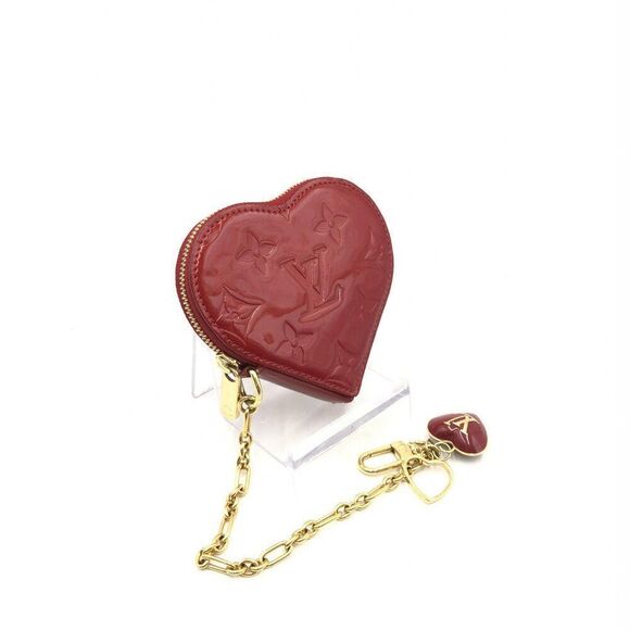 Louis Vuitton Red Pomme D´amour Vernis Heart Coin & Charm - Picture 3 of 10